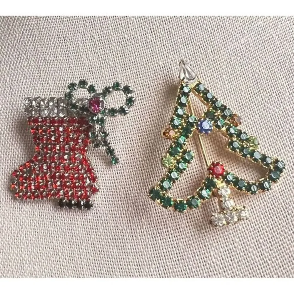 Lot of 2 Christmas Brooch Multicolor, Rhinestone, Christmas tree and‎ boot.